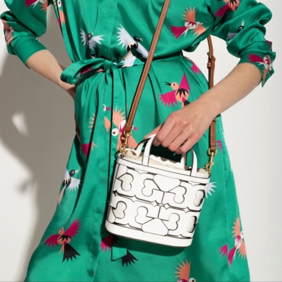 🔥NeW! $598 Tory Burch Cutout Logo Mini tote - Picture 3 of 15